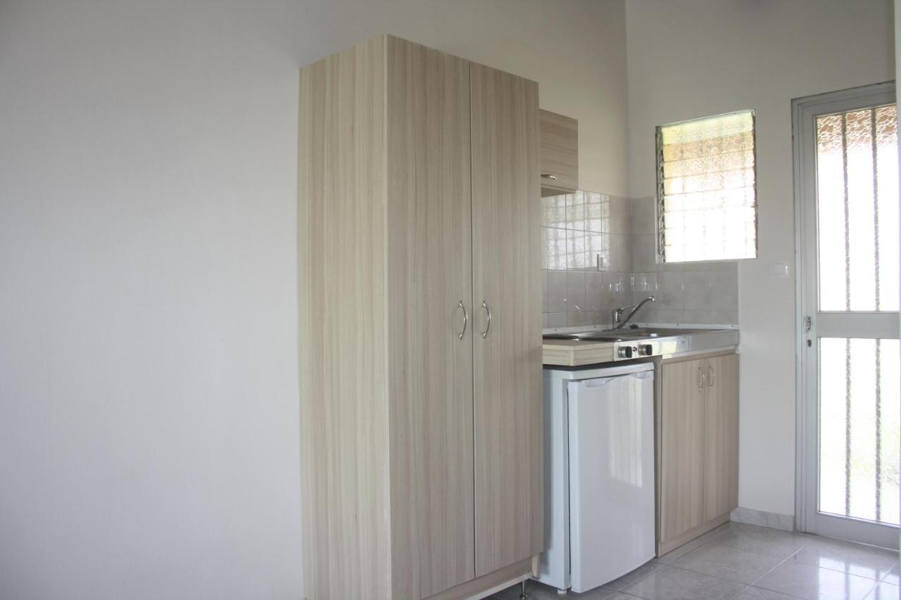 Maria Studios Laganas Luaran gambar